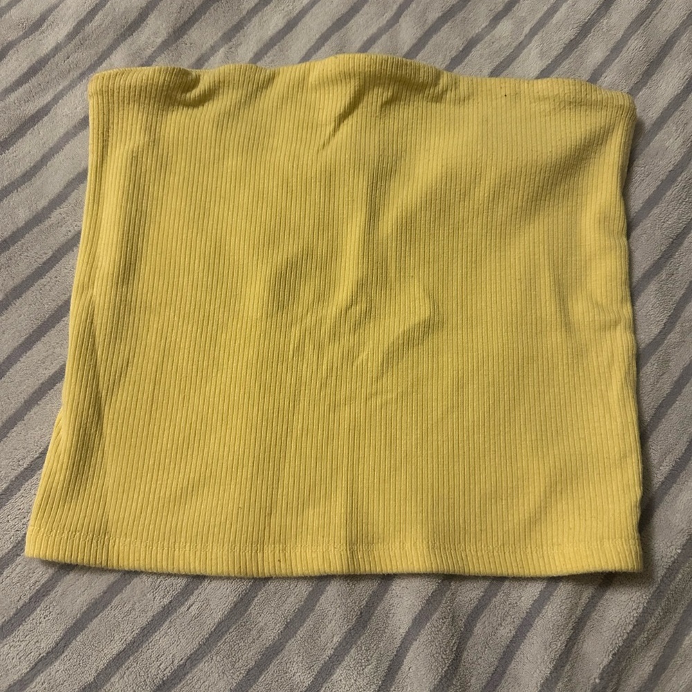 Yellow Ribbed Women's crop